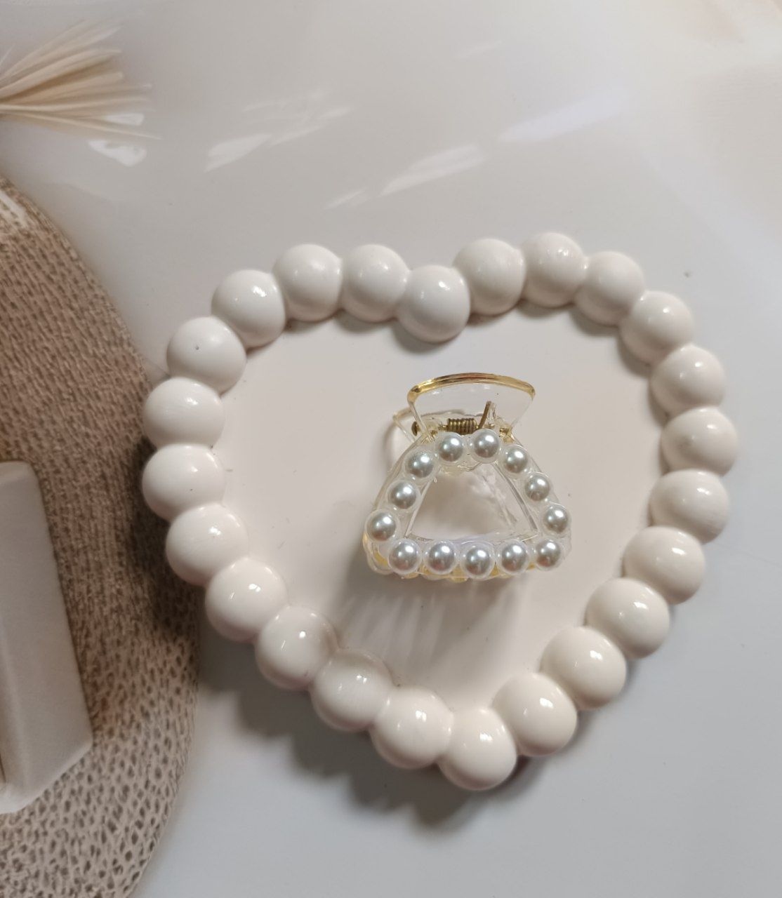 Korean pearl claw