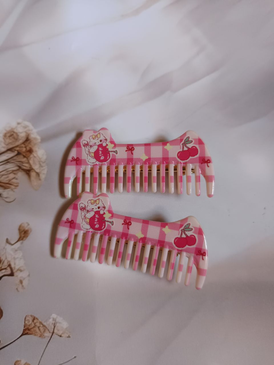 Unique Comb design alligator clips