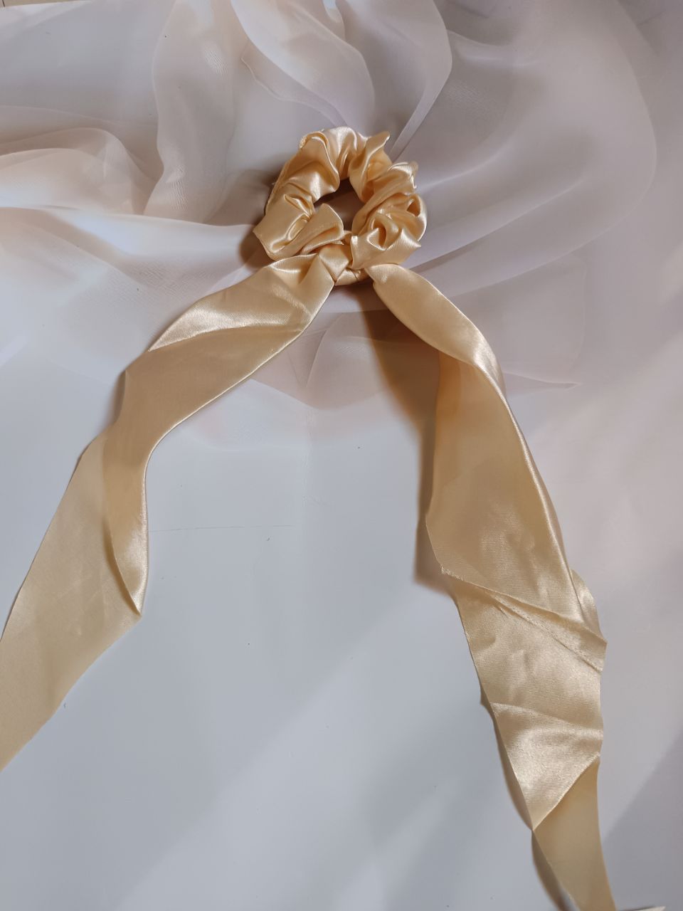 Long tail satin scrunchies - Beige golden