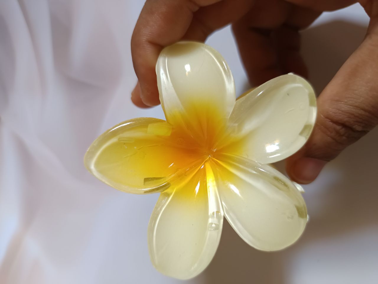 Jumbo size 5 petals claw - Yellow