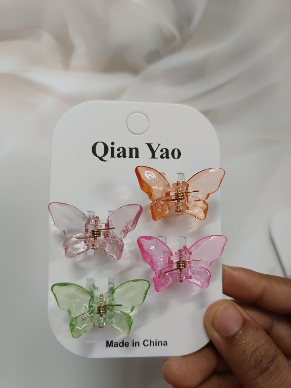 Qian yao 4pcs acrylic butterfly claw card - Card 2