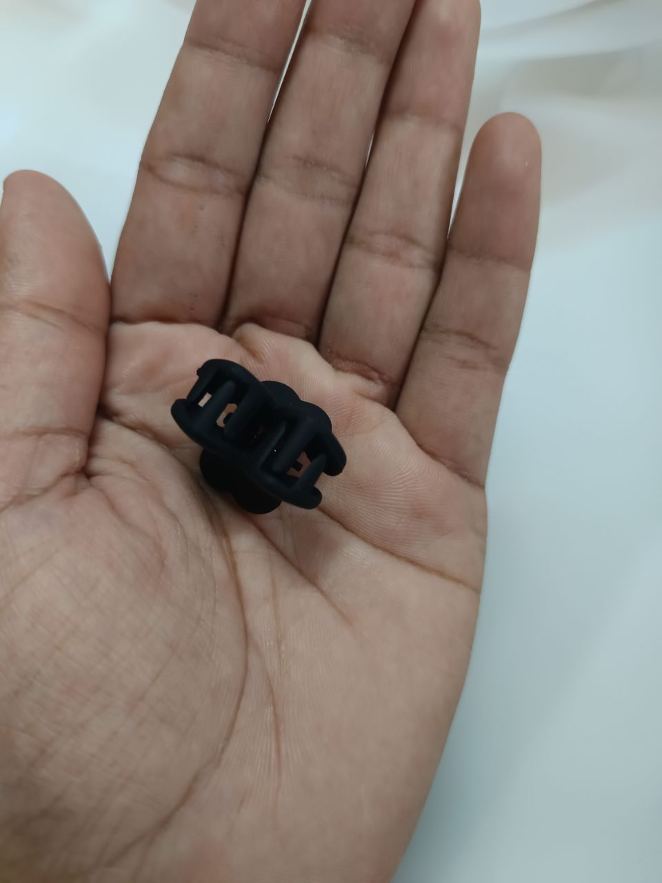 Matte twin heart claw black (piece) - Black(single)
