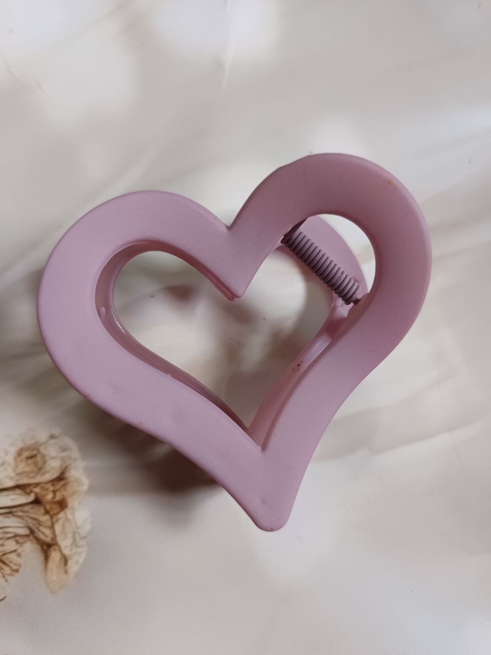 Big size matte heart  claw