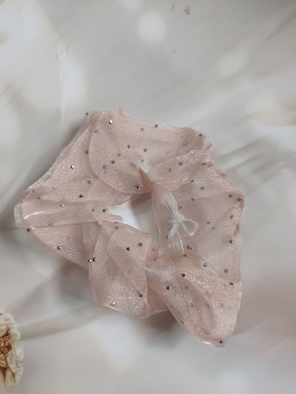 Organza stone scrunchies - Light pink