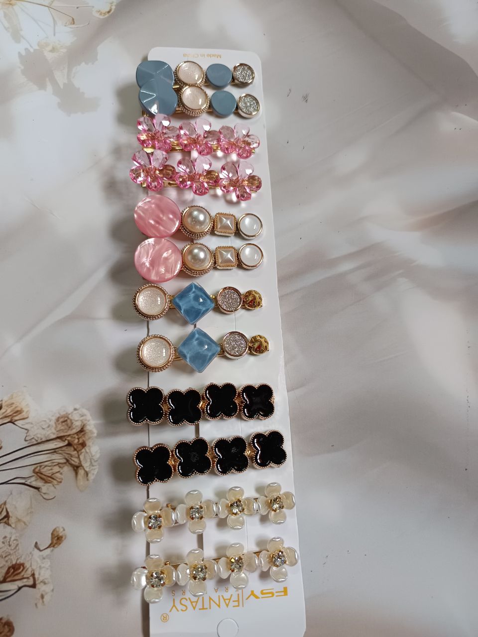 Korean clips pair - Pair 1