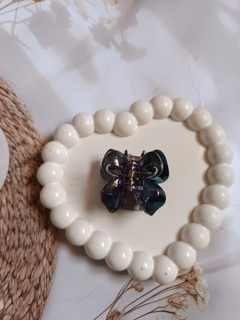 Heavy Acrylic butterfly claw - 4