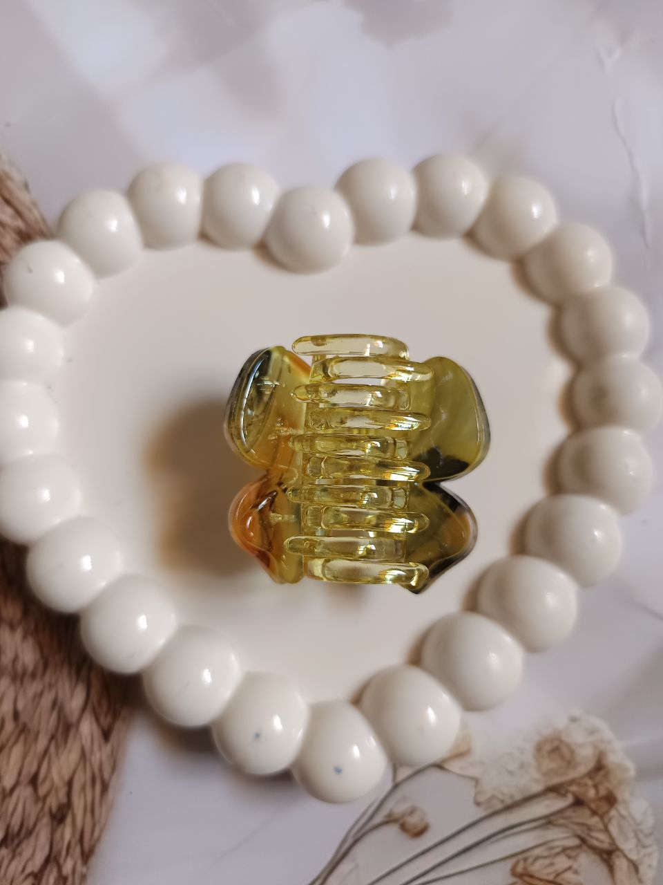 Heavy Acrylic butterfly claw - 1