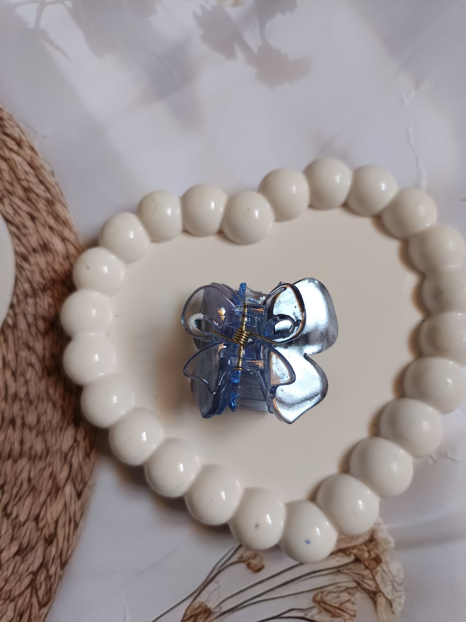 Heavy Acrylic butterfly claw - 8
