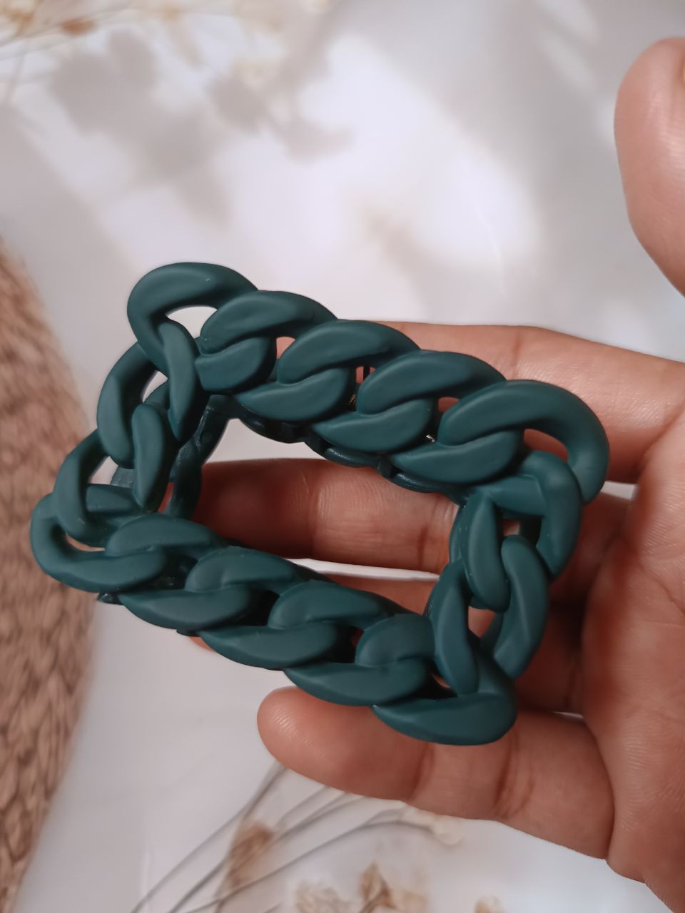 Box chain link claw - 1