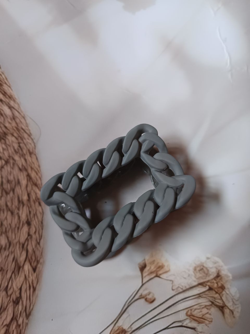 Box chain link claw - 3