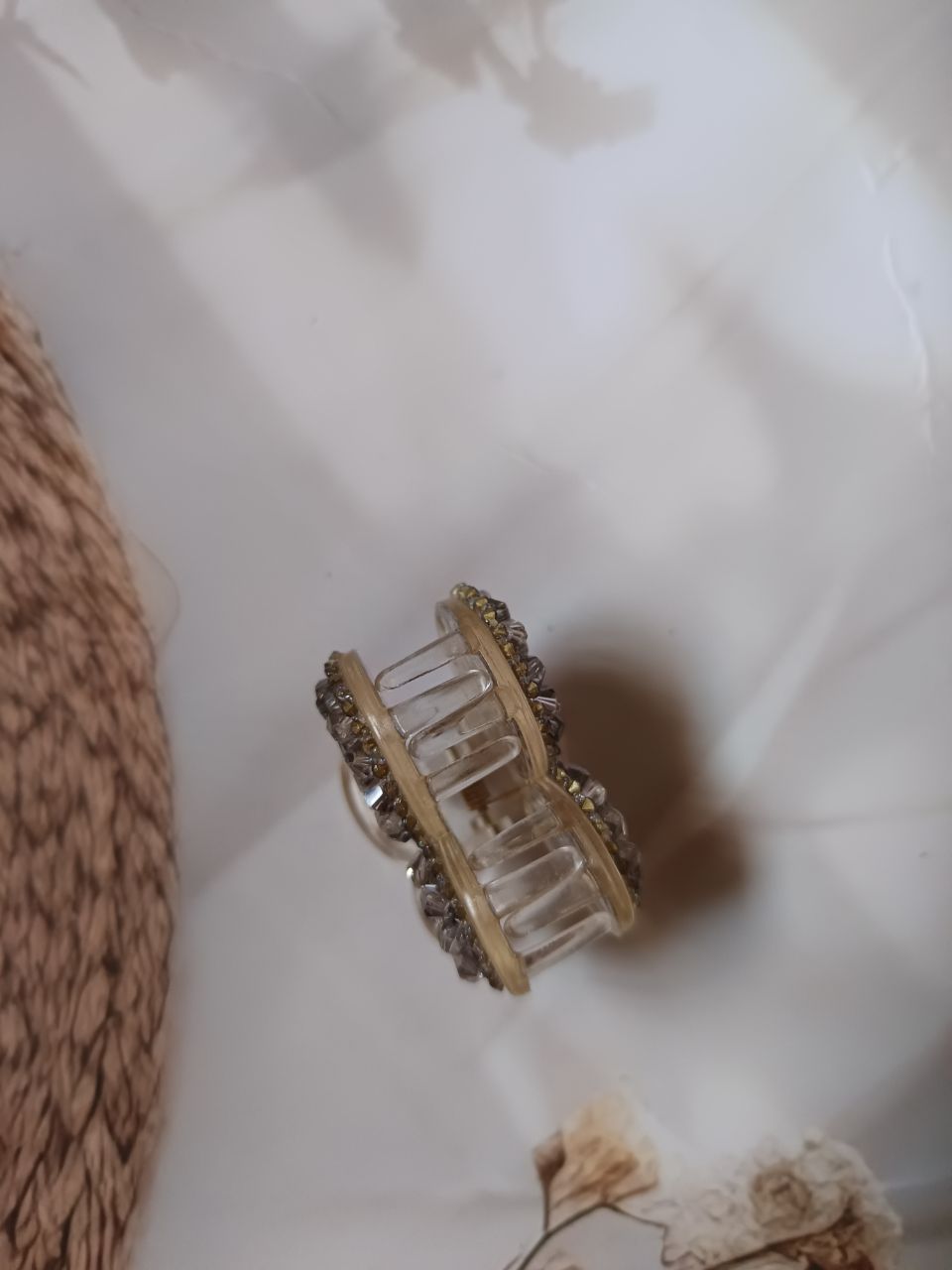 Shimmer beads claw - Grey
