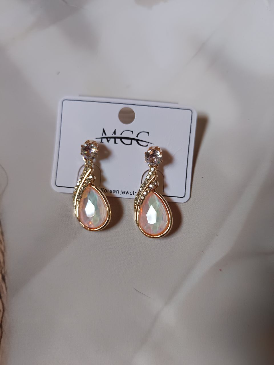 Teardrop dangler earring with crystals - 3