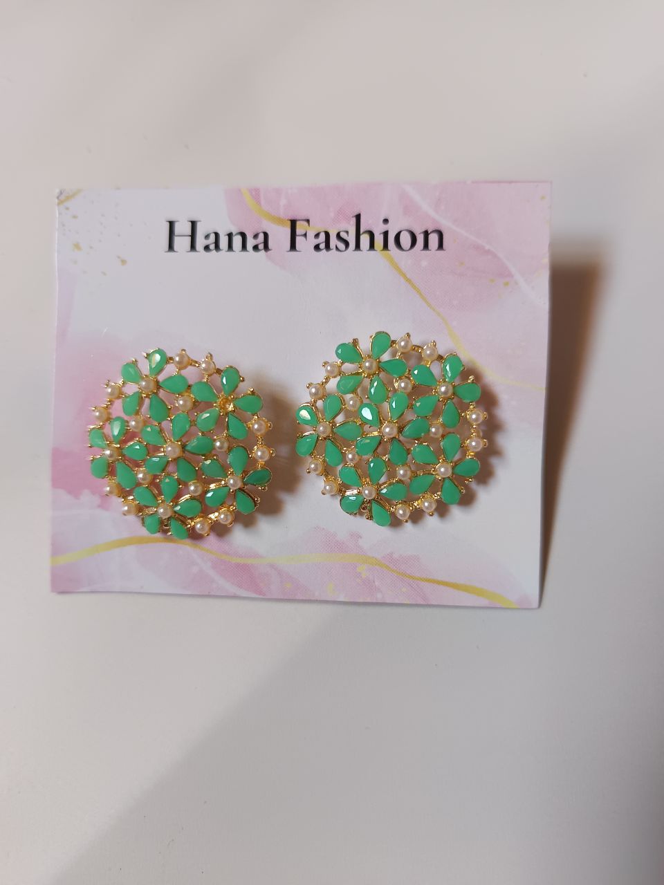 Crystal bloom stud