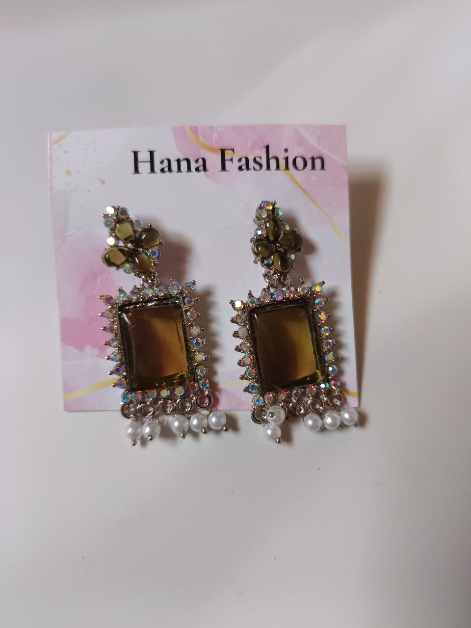 Vintage charm drop earring