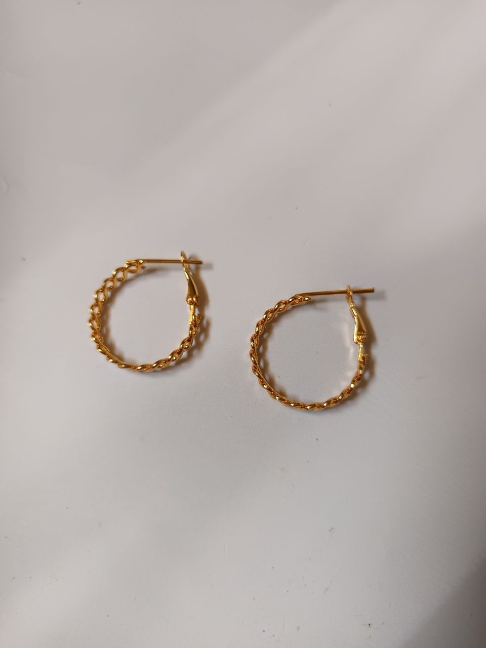 Chain link hoop earring - Gold