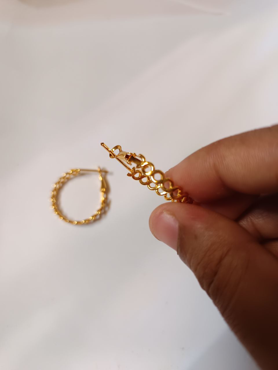 Chain link hoop earring - Gold