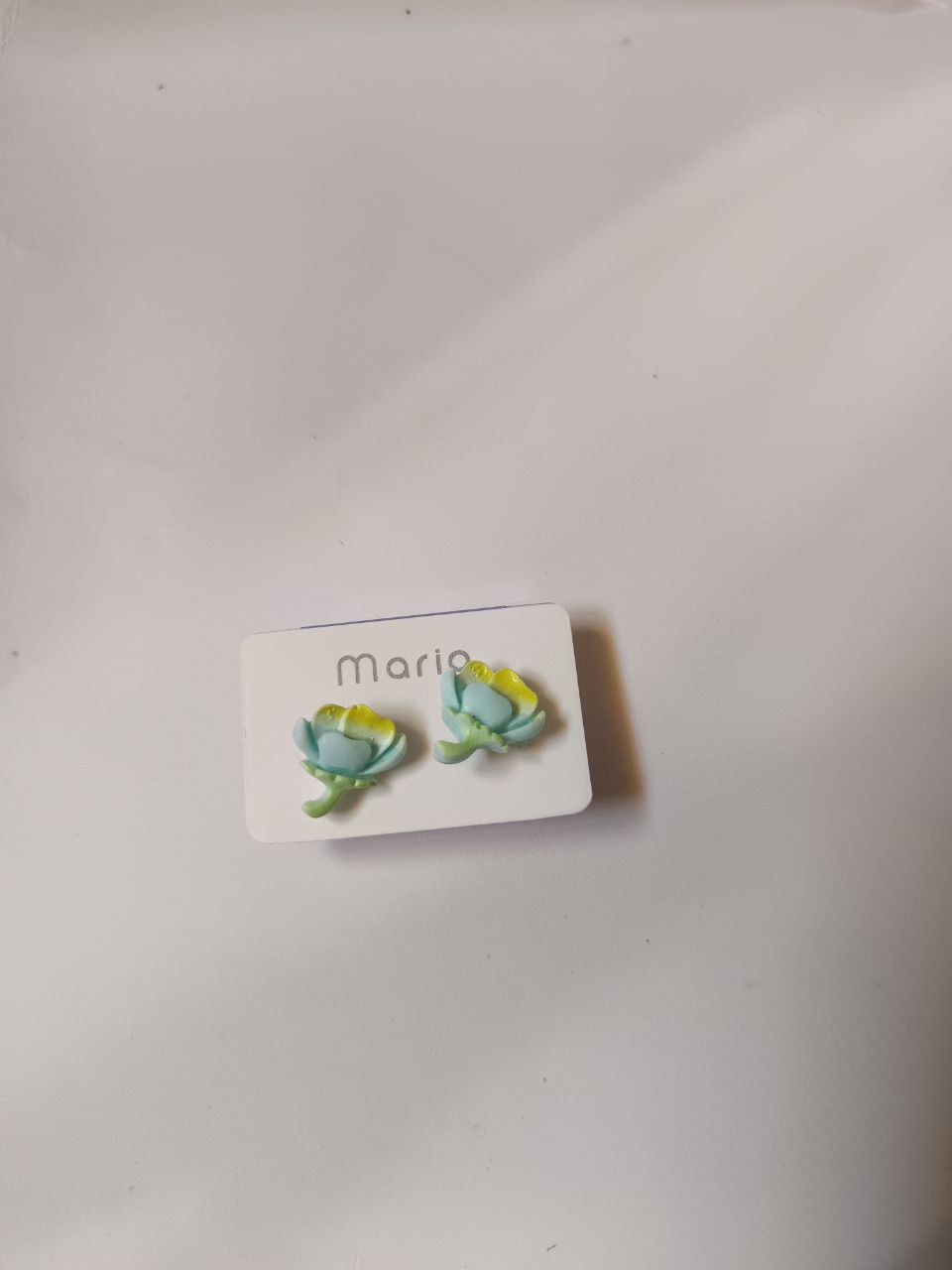 Blush petal stud - 7